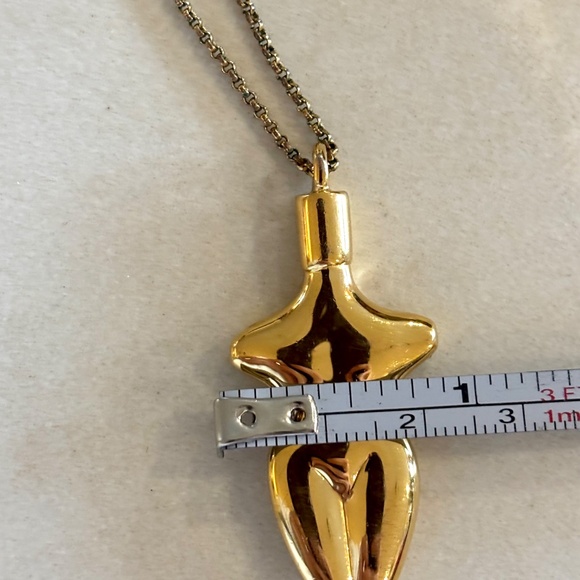 CHLOE “Femininities” Necklace chain and pendant - Picture 10 of 12